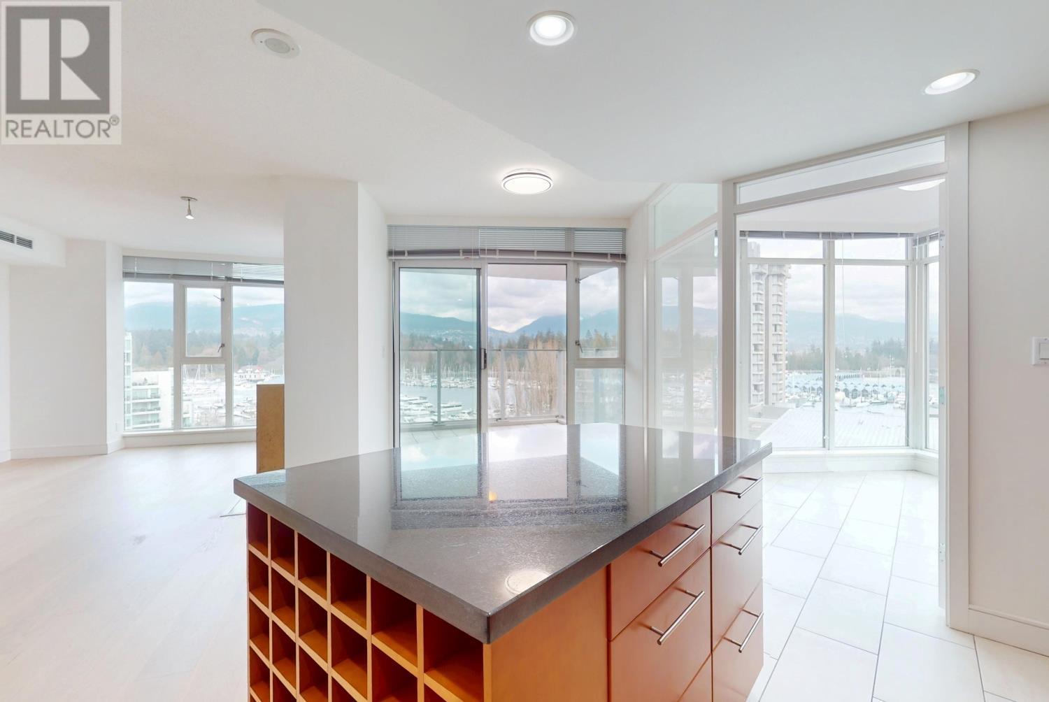 Listing Picture 10 of 40 : 1004 1650 BAYSHORE DRIVE, Vancouver / 溫哥華 - 魯藝地產 Yvonne Lu Group - MLS Medallion Club Member