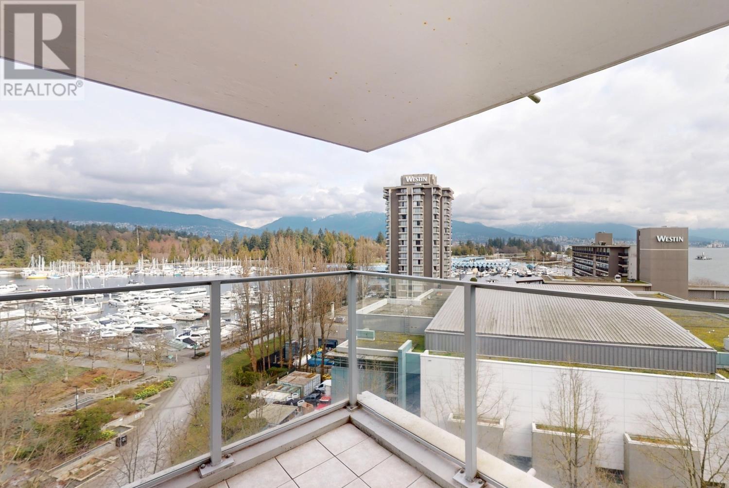 Listing Picture 16 of 40 : 1004 1650 BAYSHORE DRIVE, Vancouver / 溫哥華 - 魯藝地產 Yvonne Lu Group - MLS Medallion Club Member