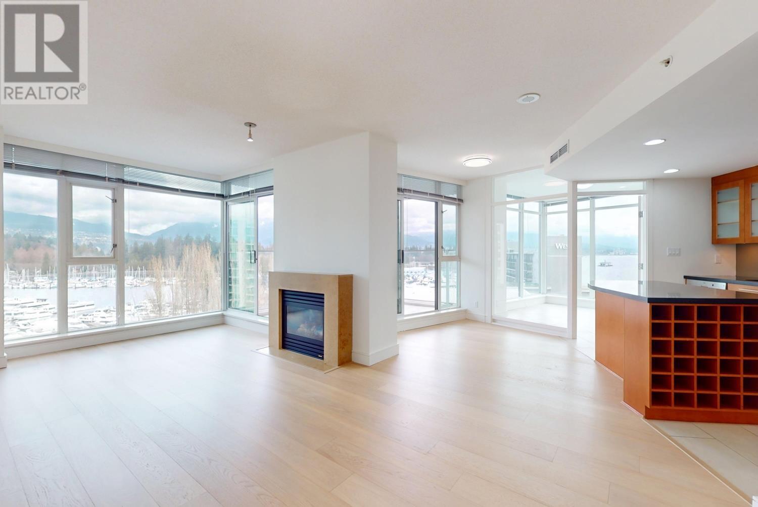 Listing Picture 3 of 40 : 1004 1650 BAYSHORE DRIVE, Vancouver / 溫哥華 - 魯藝地產 Yvonne Lu Group - MLS Medallion Club Member