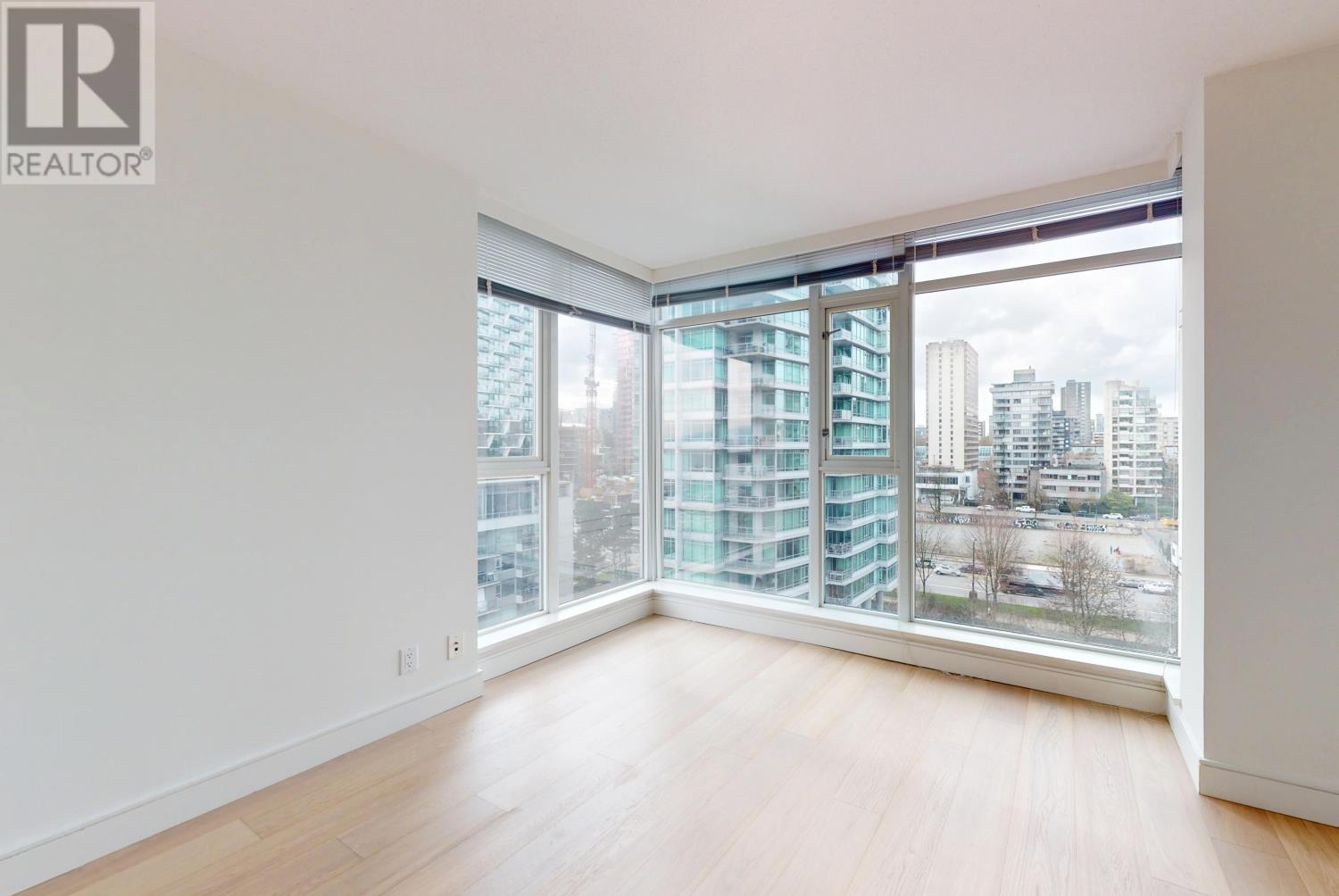 Listing Picture 31 of 40 : 1004 1650 BAYSHORE DRIVE, Vancouver / 溫哥華 - 魯藝地產 Yvonne Lu Group - MLS Medallion Club Member