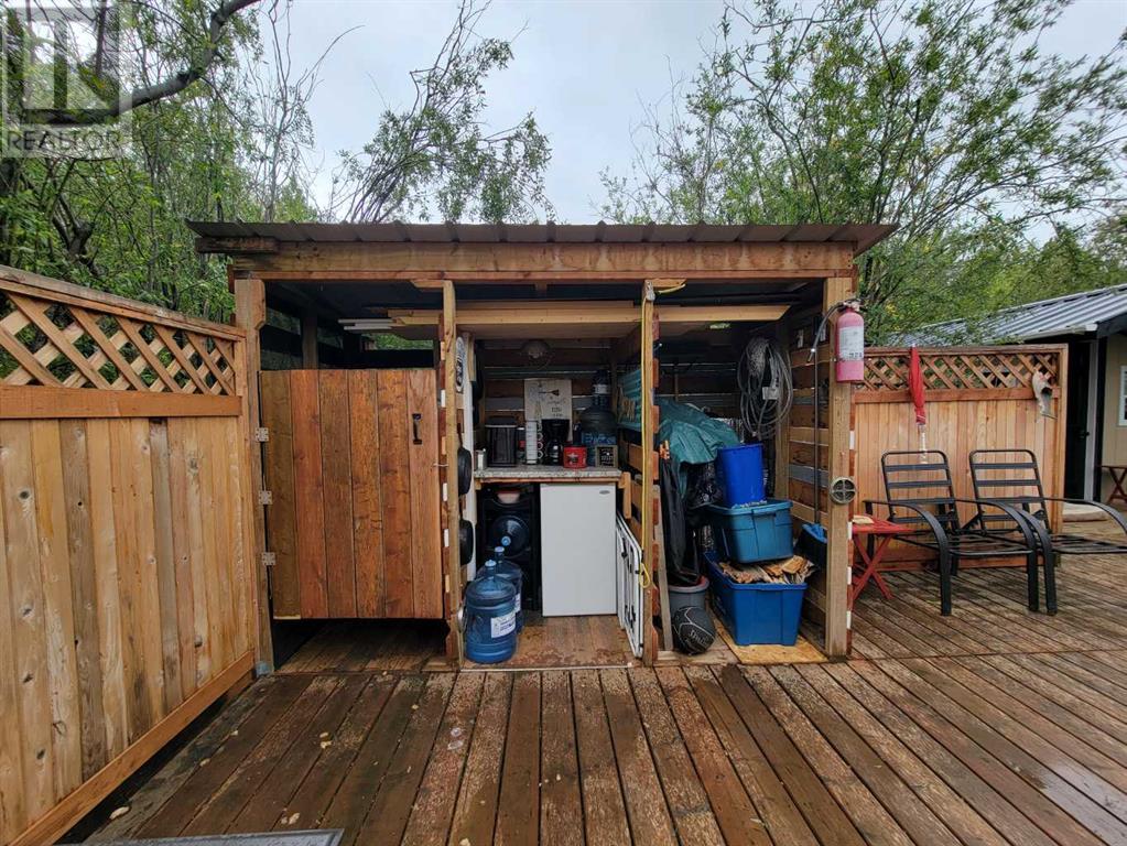 101a Hwy 2, Faust, Alberta  T0G 0X0 - Photo 13 - A2204653