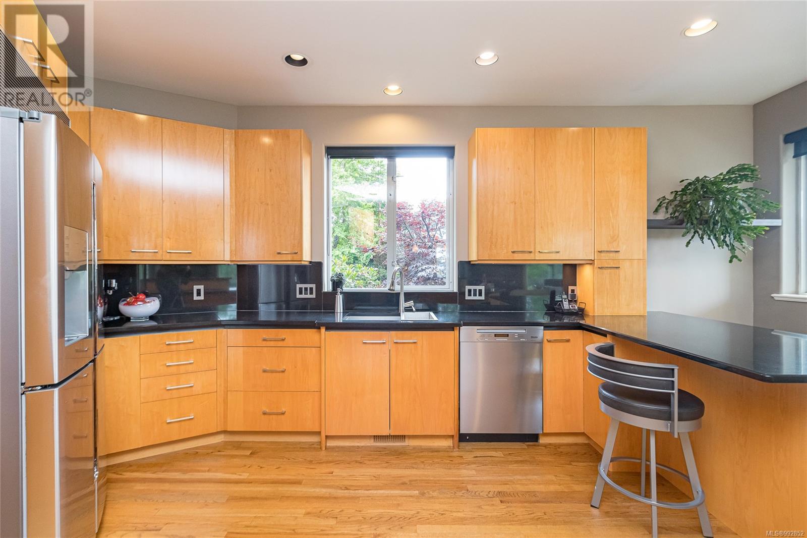 Property at 3450 Lord Nelson Way image 4