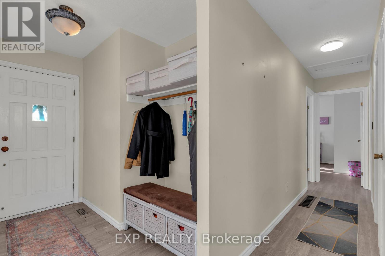 Property at 209 KING STREET image 2