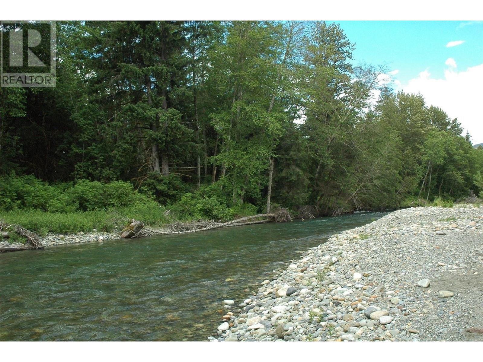 2712 Egan Road, Bella Coola, British Columbia  V0T 1H0 - Photo 18 - R2980765
