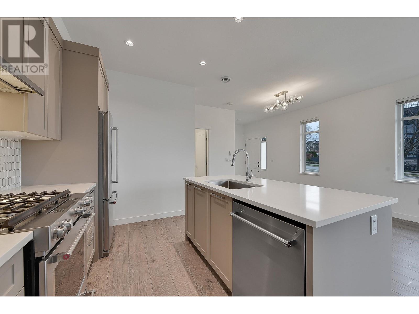 138 1220 Rocklin Street, Coquitlam, British Columbia  V3B 0R6 - Photo 11 - R2979694