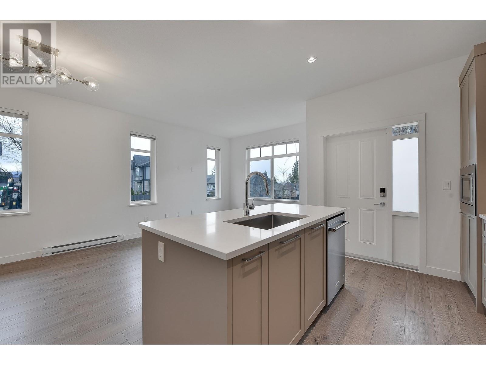138 1220 Rocklin Street, Coquitlam, British Columbia  V3B 0R6 - Photo 10 - R2979694