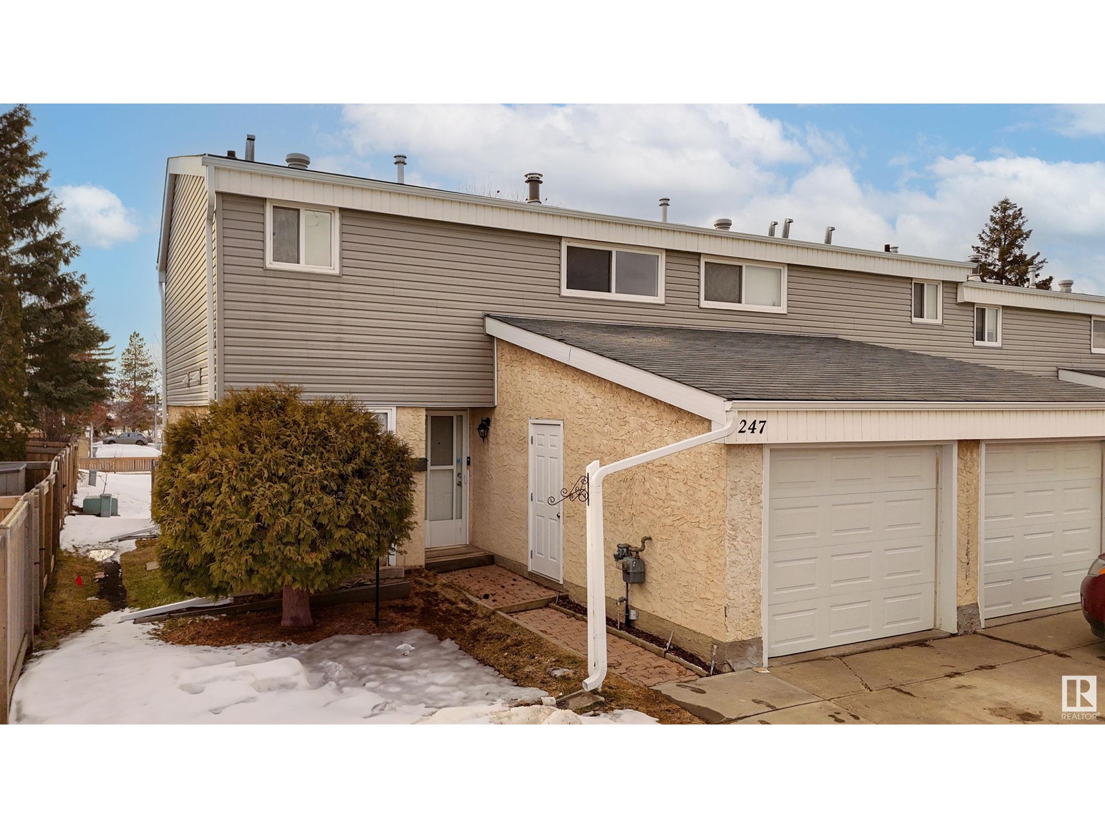 Property at 247 GRANDIN VG image 1