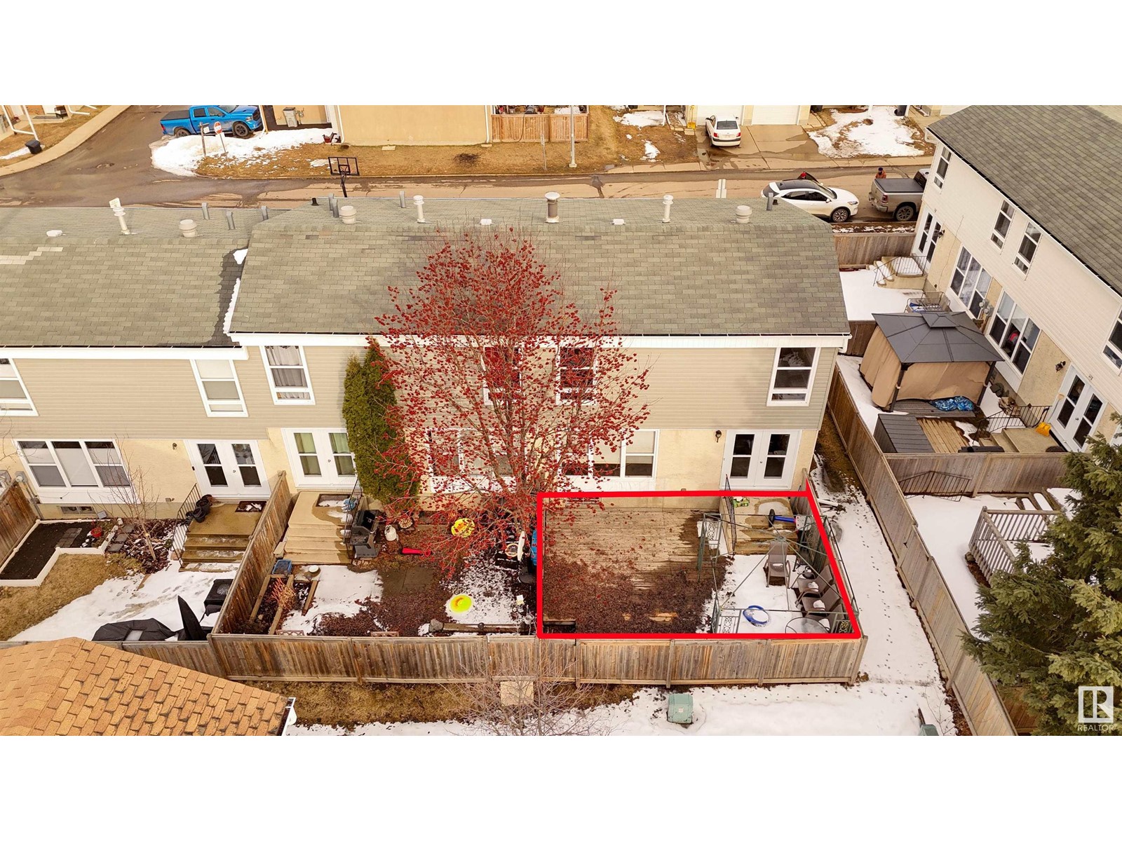 Property at 247 GRANDIN VG image 3