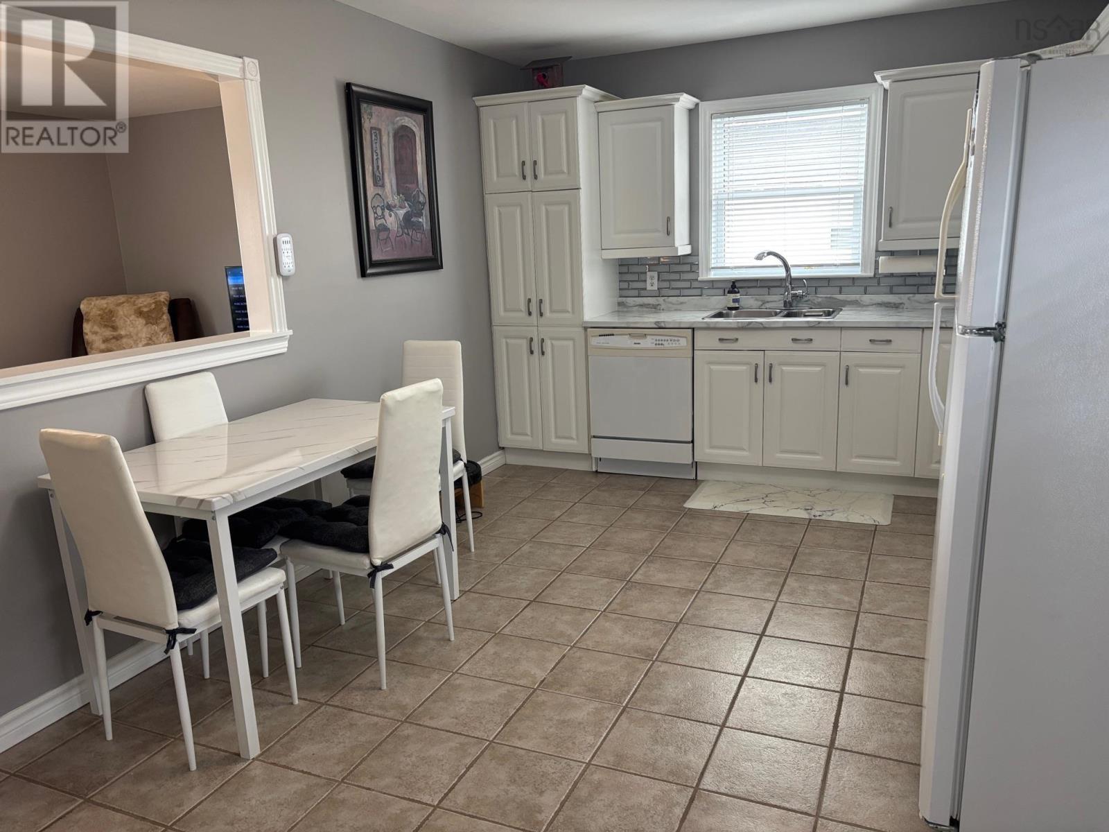 348 Reserve Street, Glace Bay, Nova Scotia  B1A 4W6 - Photo 11 - 202505554