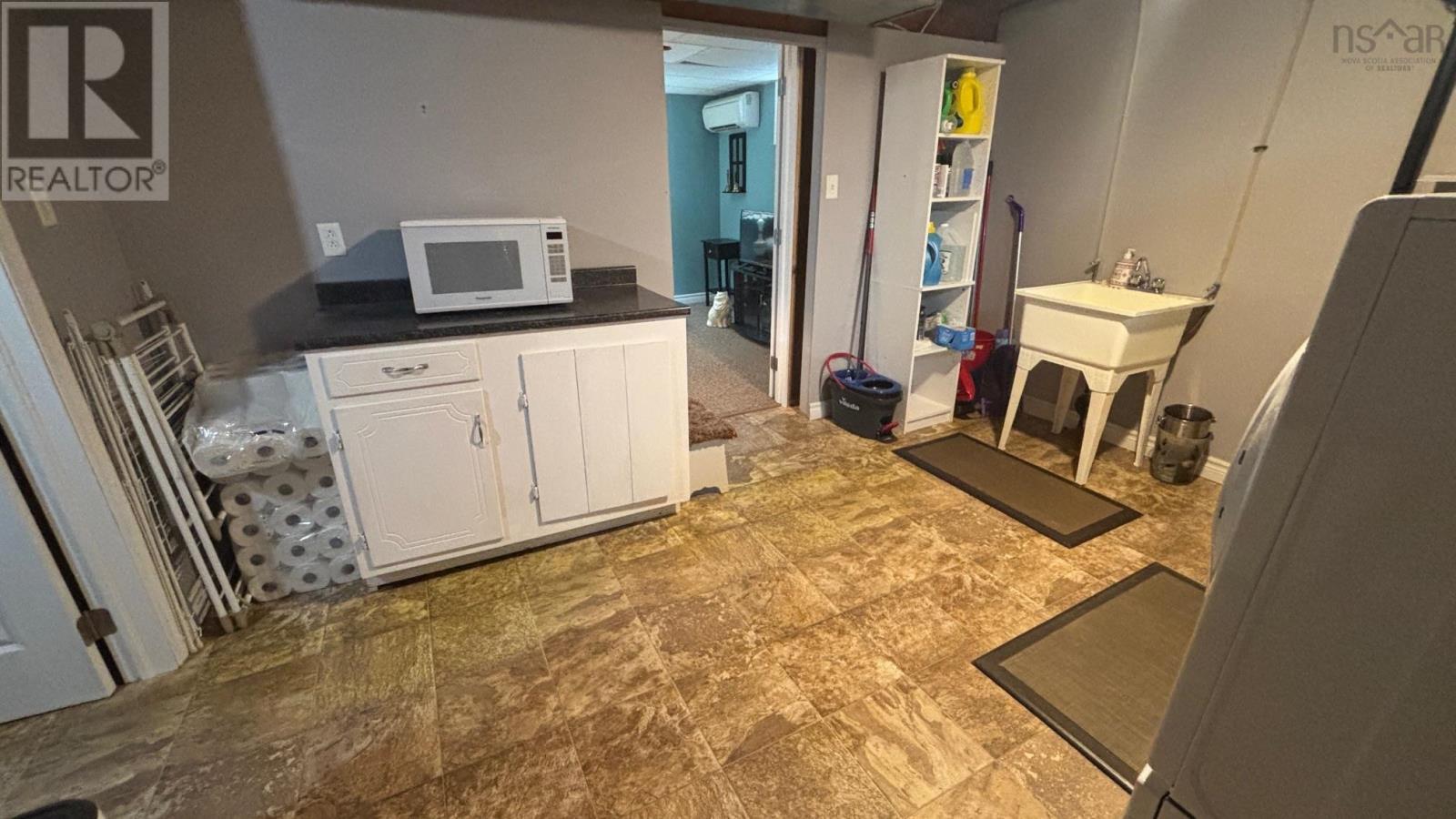 348 Reserve Street, Glace Bay, Nova Scotia  B1A 4W6 - Photo 28 - 202505554