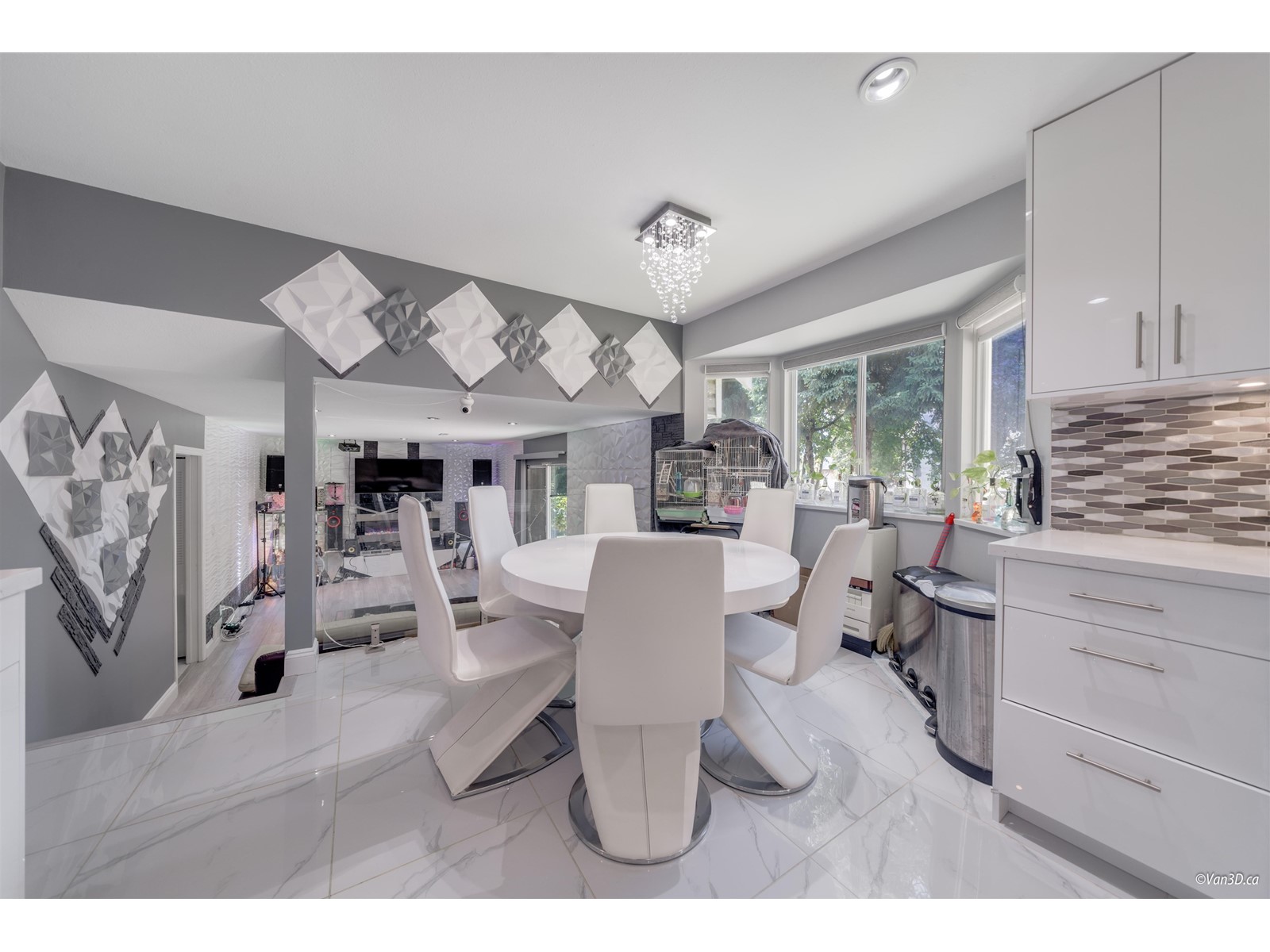 6841 142a Street, Surrey, British Columbia  V3W 0P3 - Photo 8 - R2969942