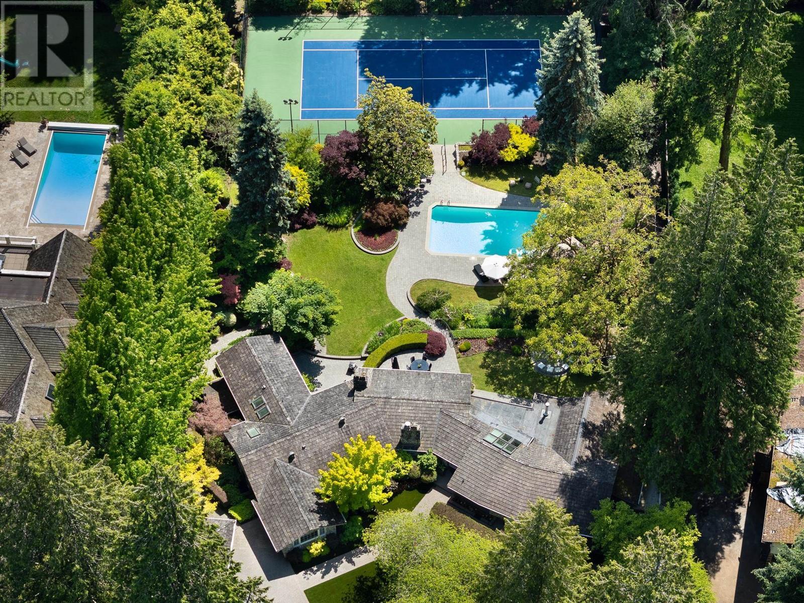 Property at 2970 PALMERSTON AVENUE image 2