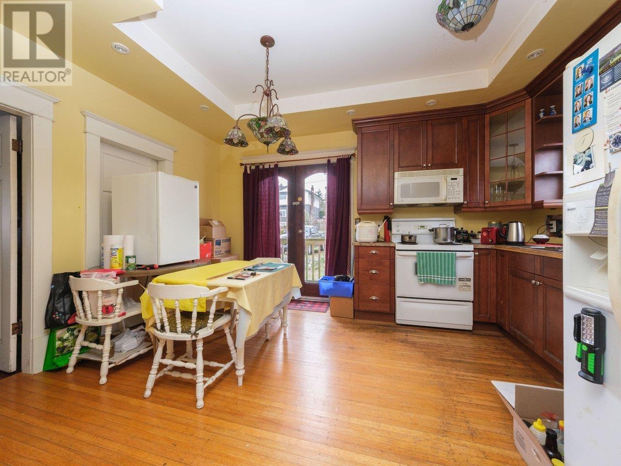 418 E Keith Road, North Vancouver, British Columbia  V7L 1V9 - Photo 6 - R2980852
