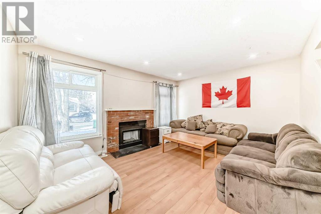 Property at 67 Castleglen Road NE image 5