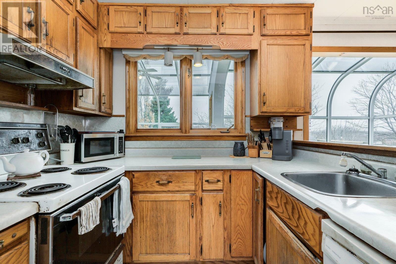 3823 Novalea Drive, North End, Nova Scotia  B3K 3G4 - Photo 3 - 202505555