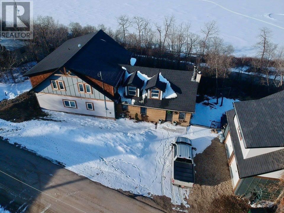 123 Minnewaukan Road, Tillicum Beach, Alberta