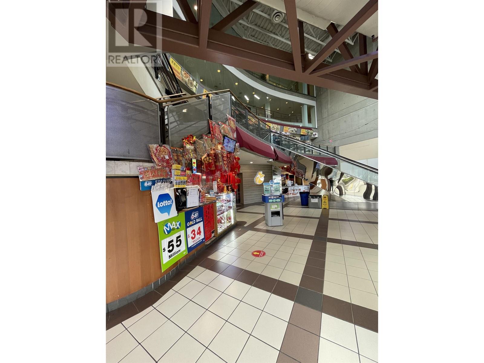 Listing Picture 5 of 5 : 1195 8181 CAMBIE ROAD, Richmond / 烈治文 - 魯藝地產 Yvonne Lu Group - MLS Medallion Club Member