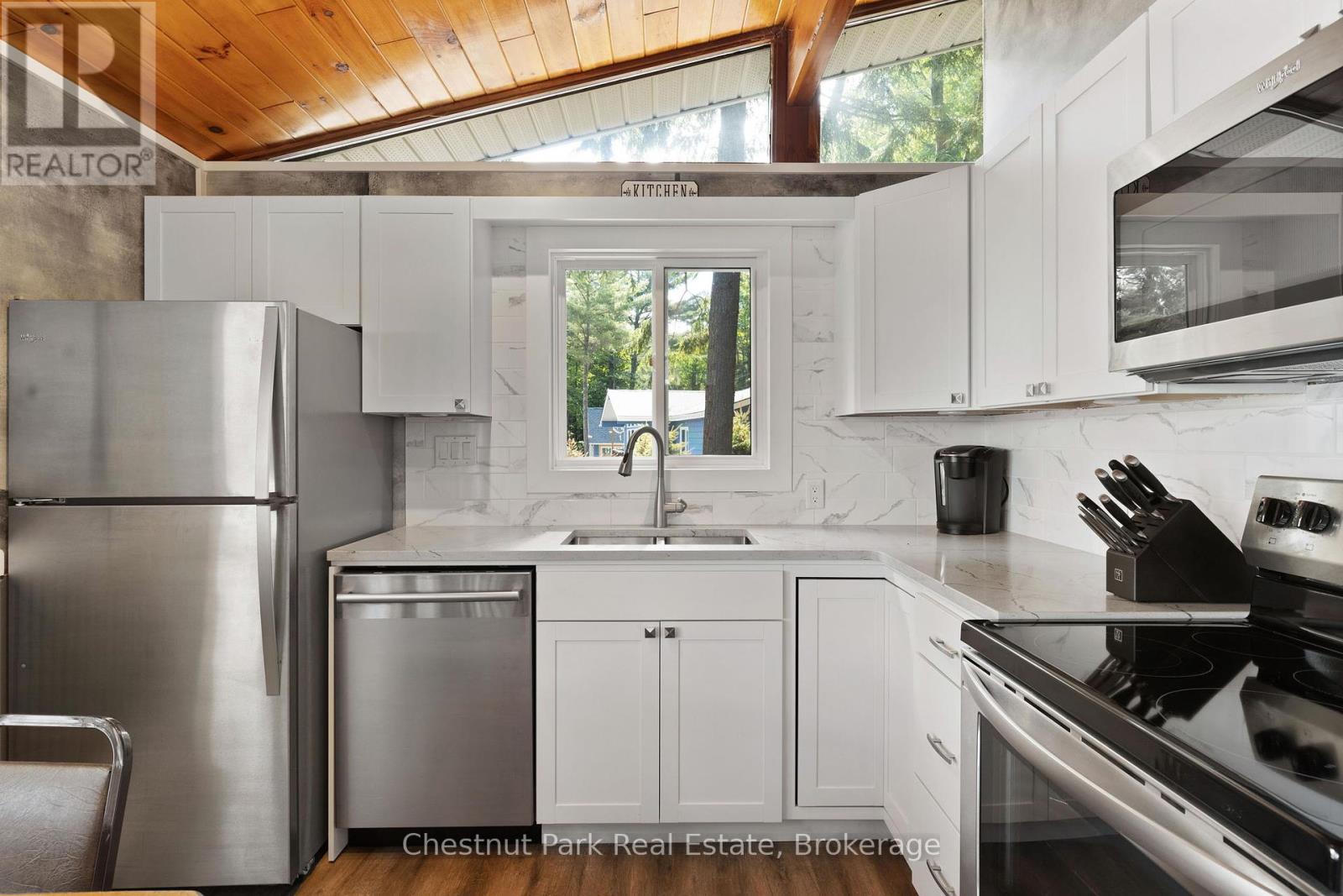 76 Birch Island, Bracebridge, Ontario  P1L 1W8 - Photo 17 - X12035457