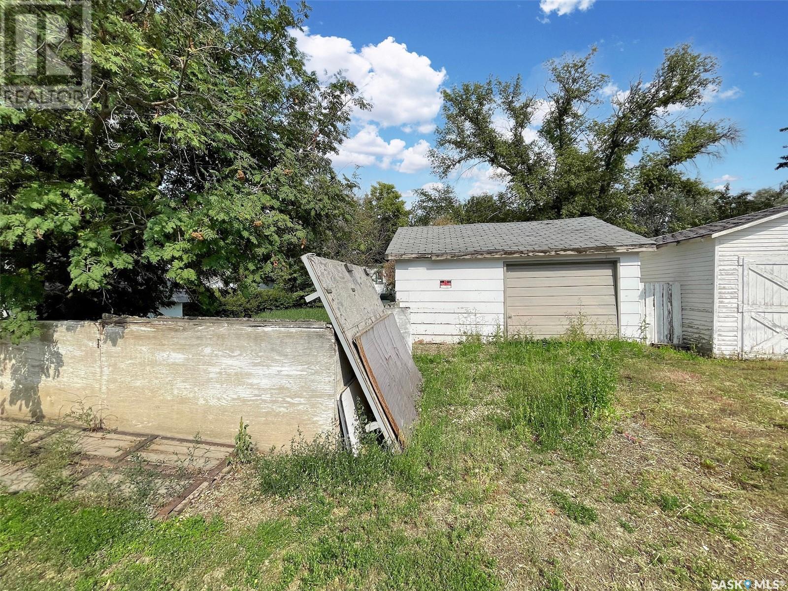 Property at 310 6th AVENUE SE image