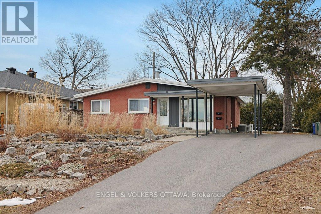 Property at 919 BERMUDA AVENUE image 1
