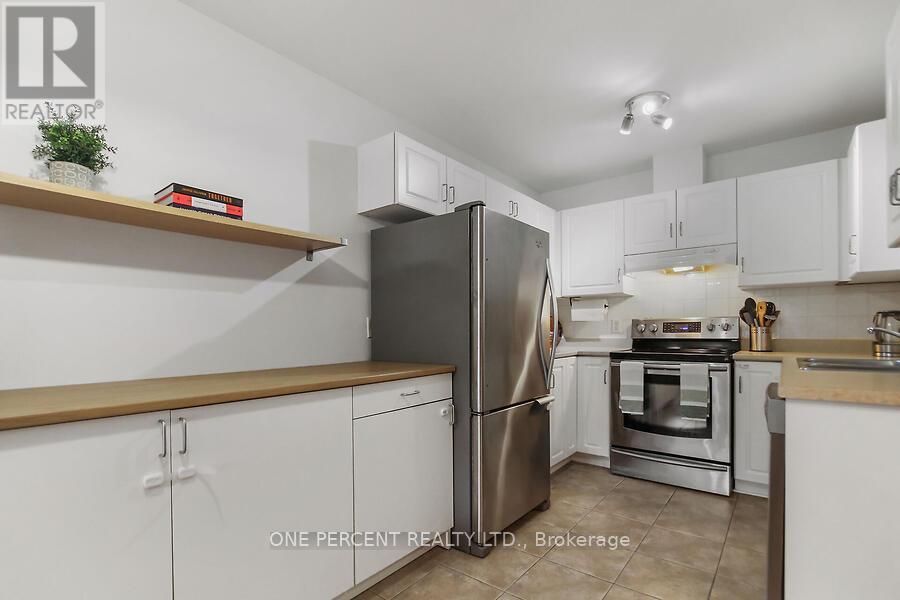 Property at 44 FIELDBERRY image 5
