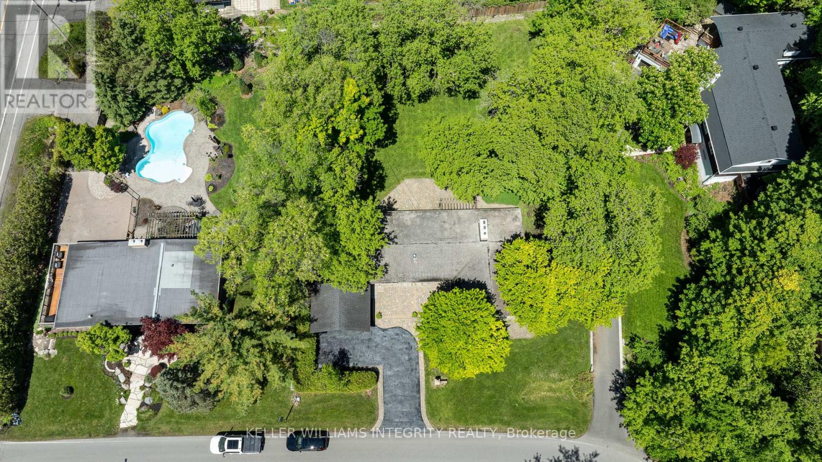 3 Briarcliffe Drive, Ottawa, Ontario  K1J 6E3 - Photo 49 - X12033061