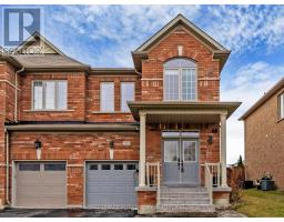 565 FOXCROFT BOULEVARD, Newmarket, Ontario