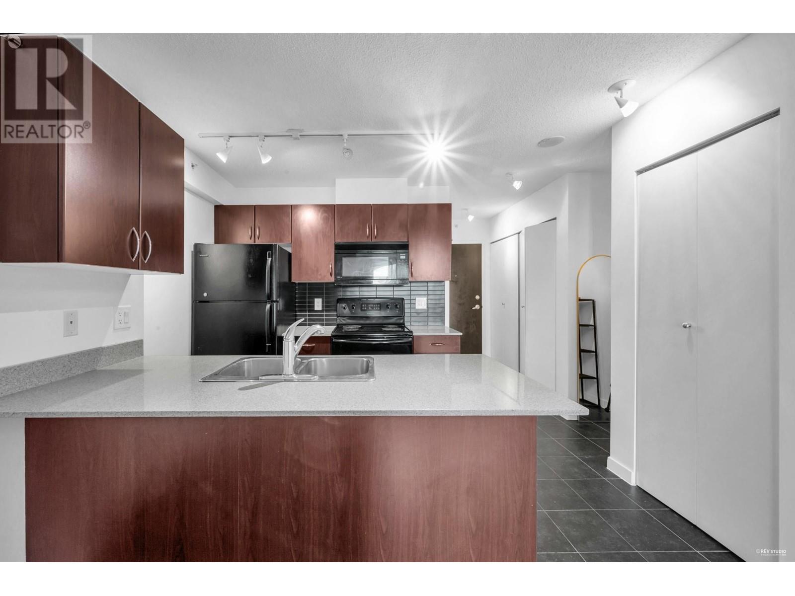 1902 938 Smithe Street, Vancouver, British Columbia  V6Z 3H8 - Photo 3 - R2980560