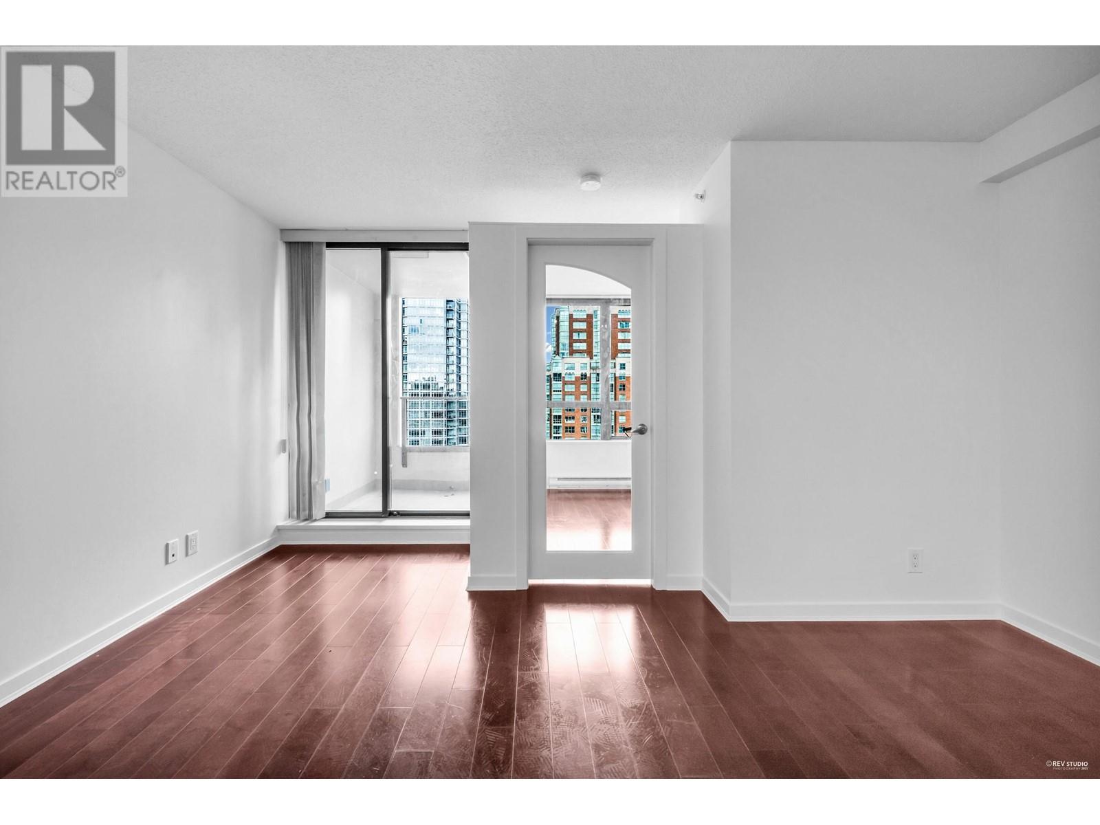 1902 938 Smithe Street, Vancouver, British Columbia  V6Z 3H8 - Photo 2 - R2980560