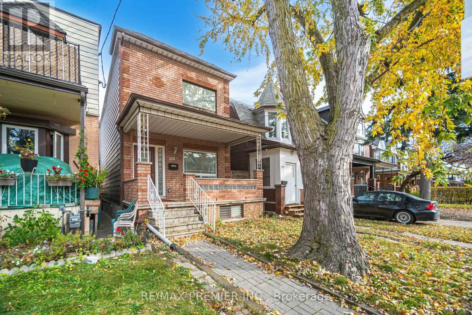 213 Symington Avenue, Toronto, Ontario  M6P 3W5 - Photo 1 - W12035654