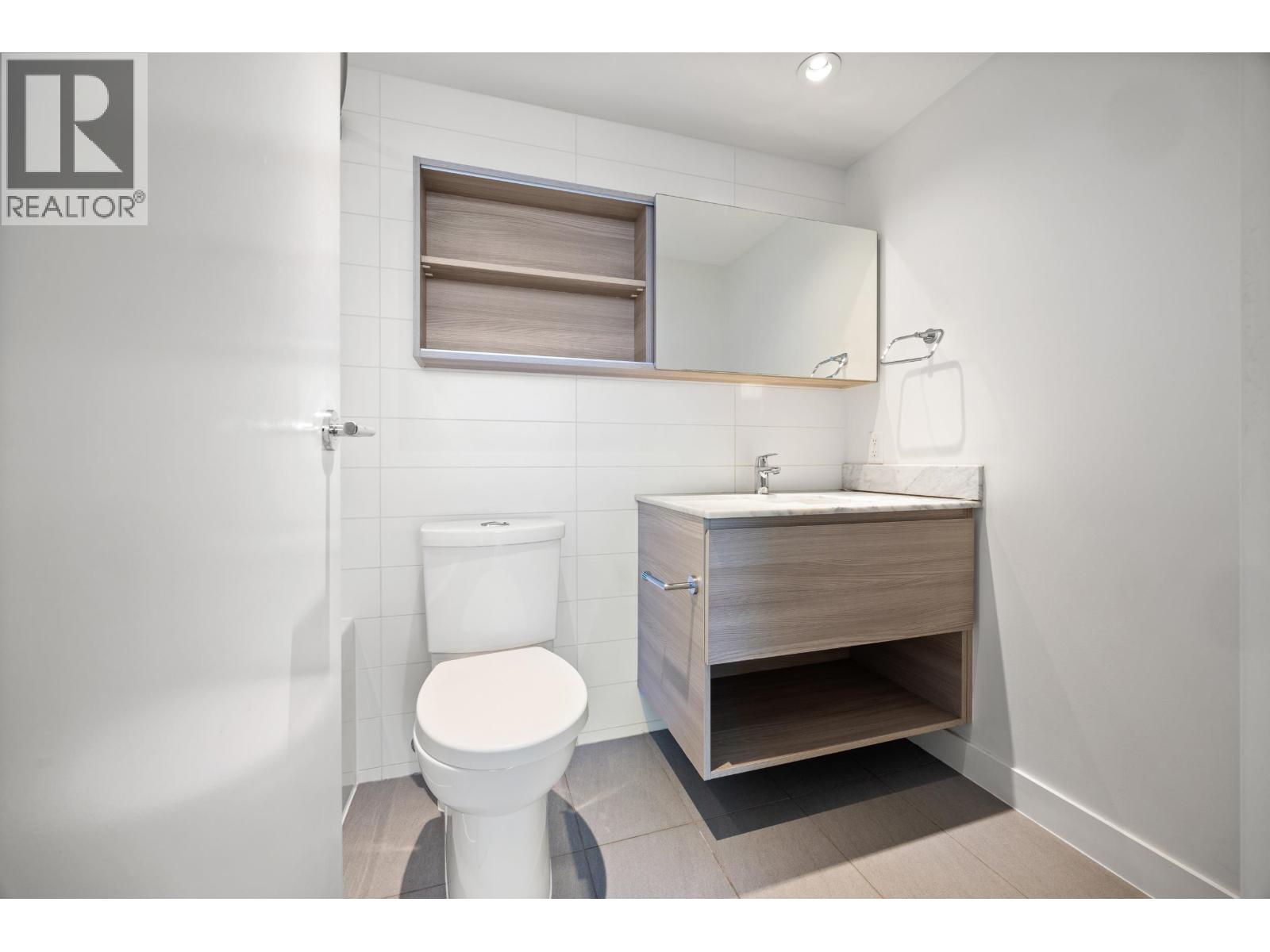 2102 908 Quayside Drive, New Westminster, British Columbia  V3M 0L4 - Photo 19 - R2978443