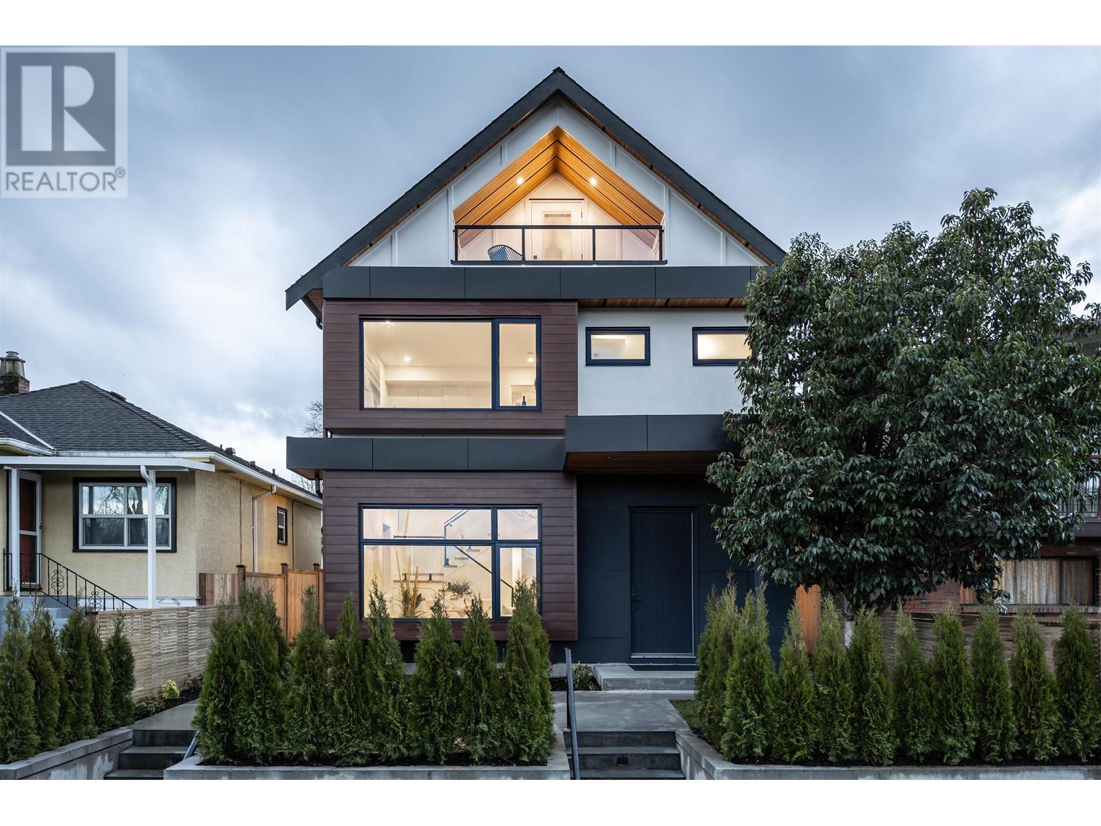 1 2474 E 21ST AVENUE, vancouver, British Columbia