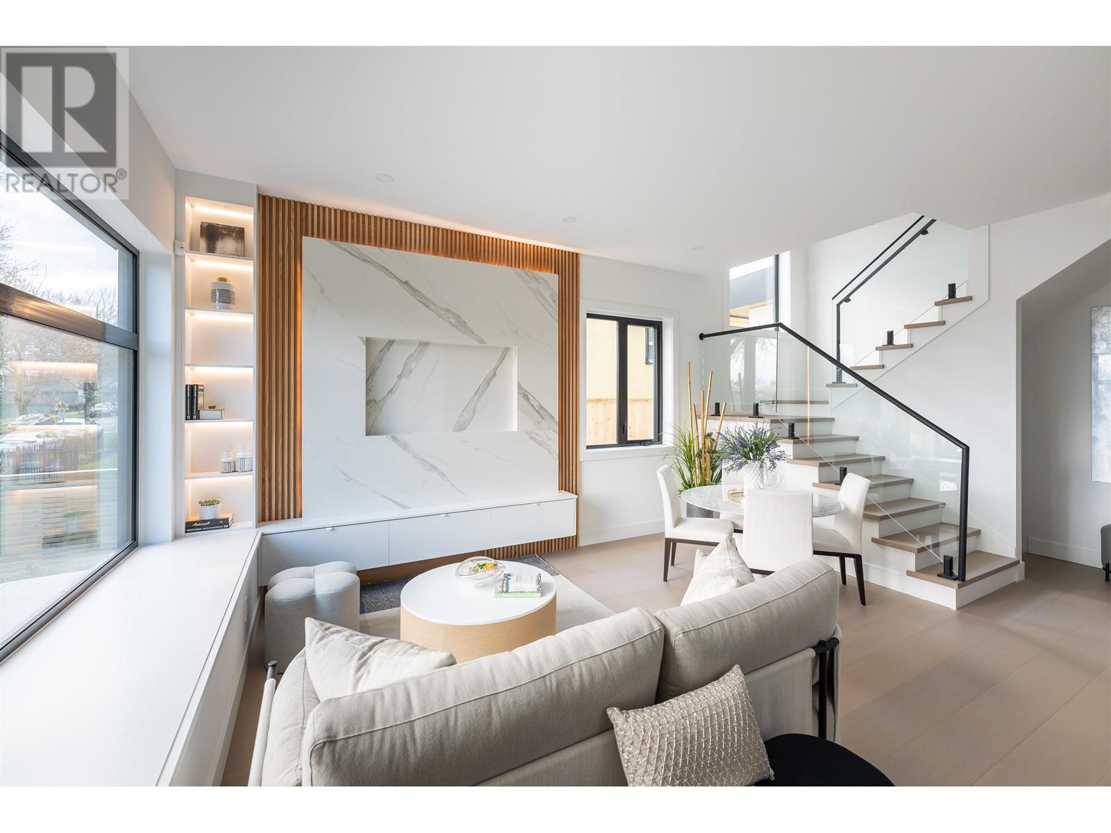 1 2474 E 21st Avenue, Vancouver, British Columbia  V5M 2V8 - Photo 3 - R2980893
