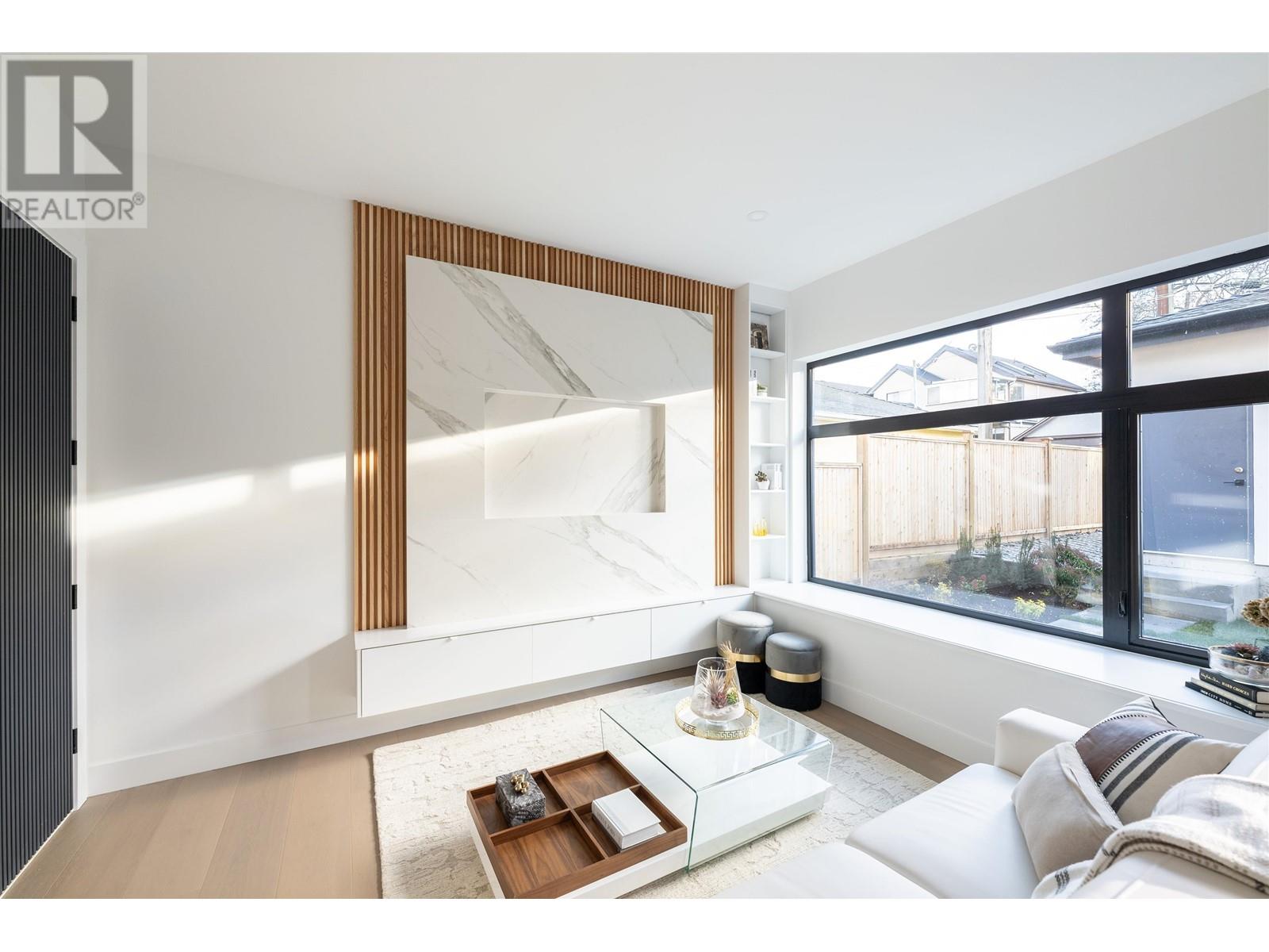 2 2474 E 21st Avenue, Vancouver, British Columbia  V5M 2V8 - Photo 4 - R2980895