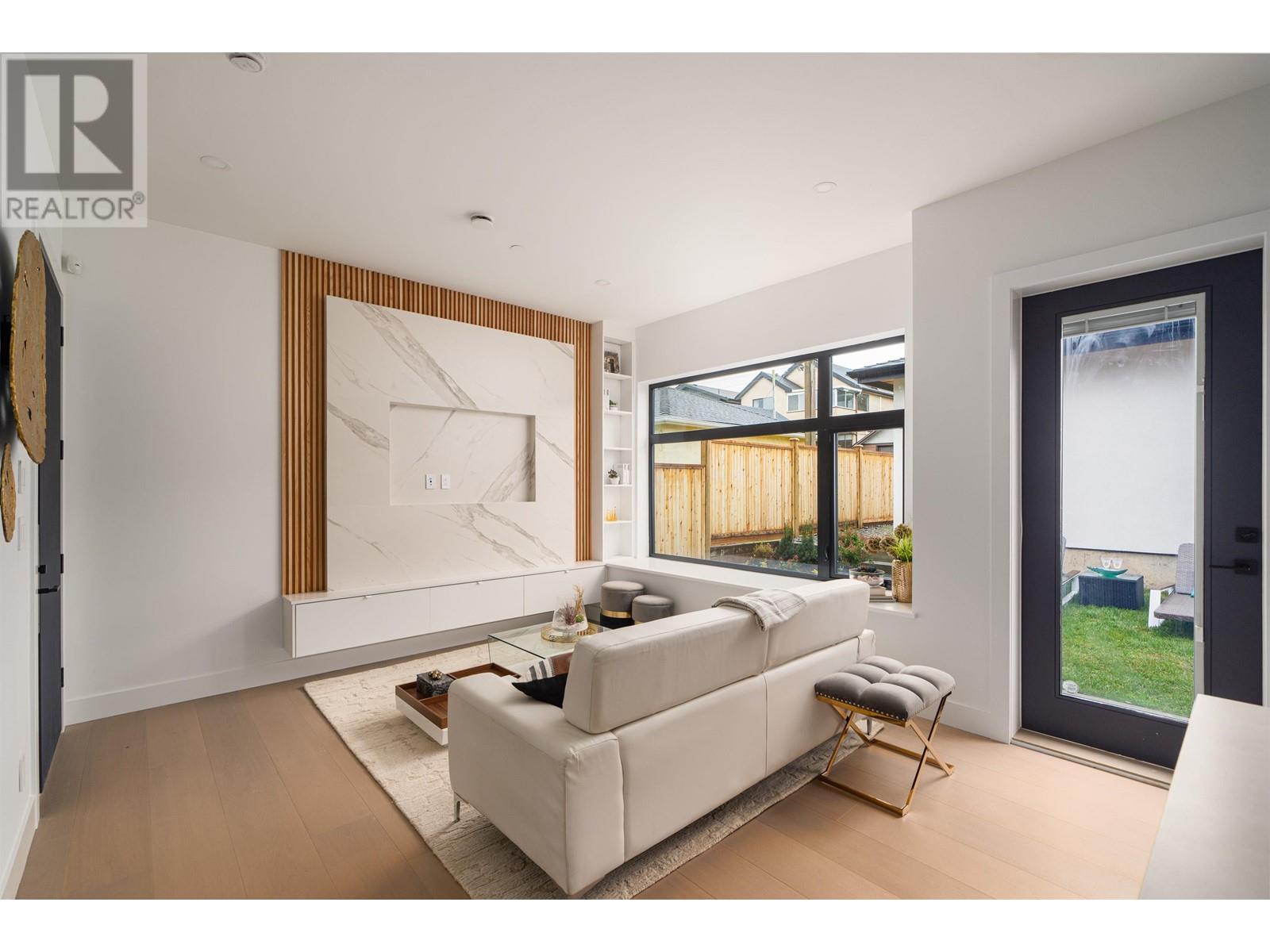 2 2474 E 21st Avenue, Vancouver, British Columbia  V5M 2V8 - Photo 6 - R2980895