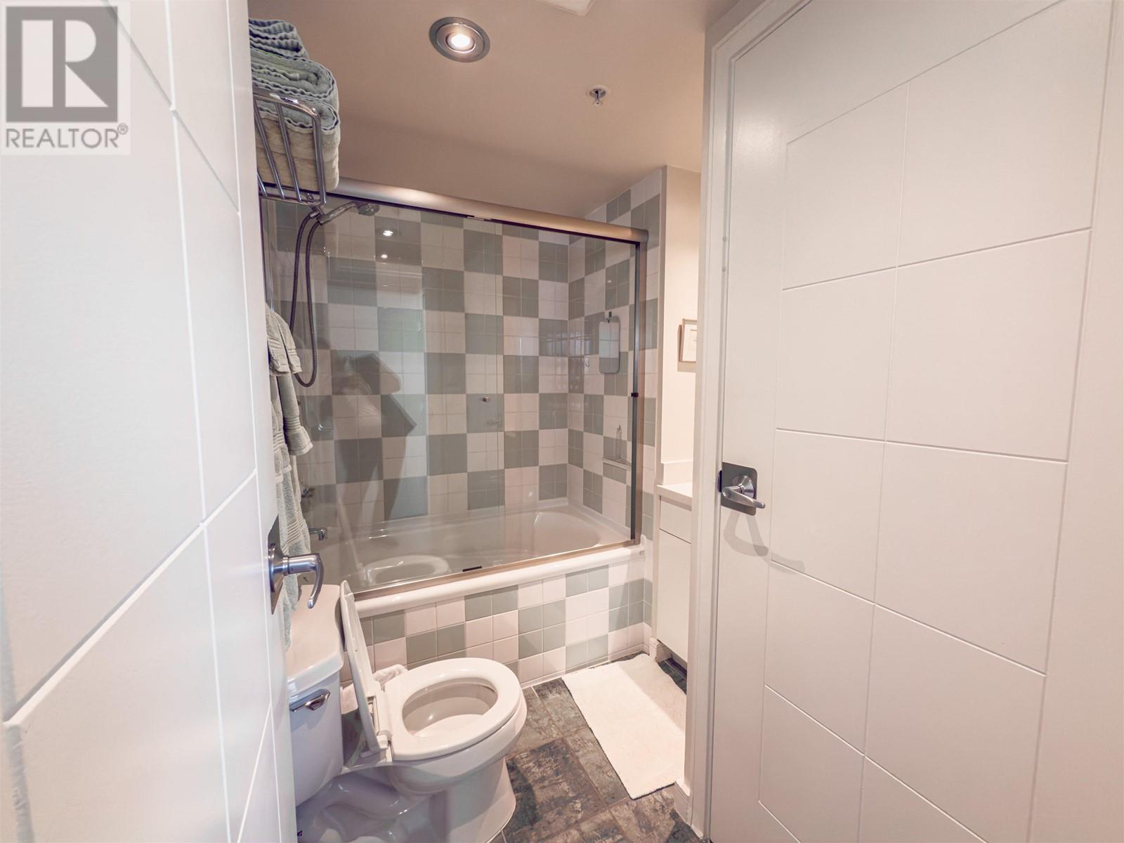 1301 1003 Burnaby Street, Vancouver, British Columbia  V6E 4R7 - Photo 16 - R2980897