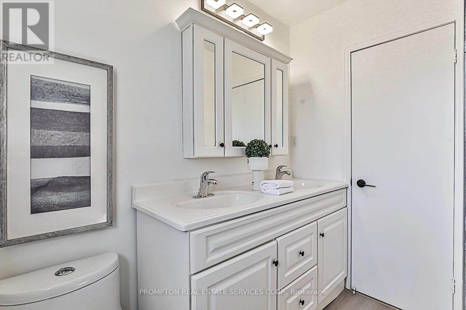 81 Maxome Avenue, Toronto, Ontario  M2M 3K2 - Photo 22 - C12035661