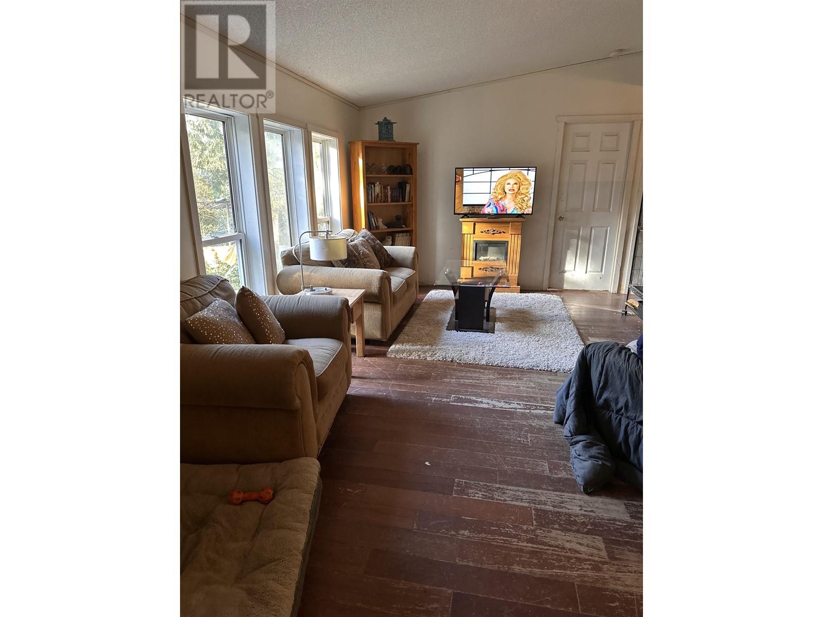 28444 Bell Avenue, Maple Ridge, British Columbia  V2W 1L3 - Photo 10 - R2968507