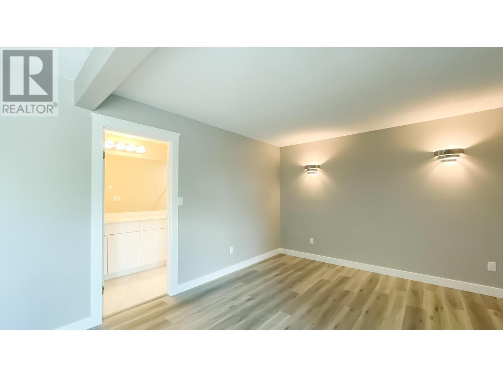 405 Dartmoor Drive, Coquitlam, British Columbia  V3K 5V3 - Photo 22 - R2980824