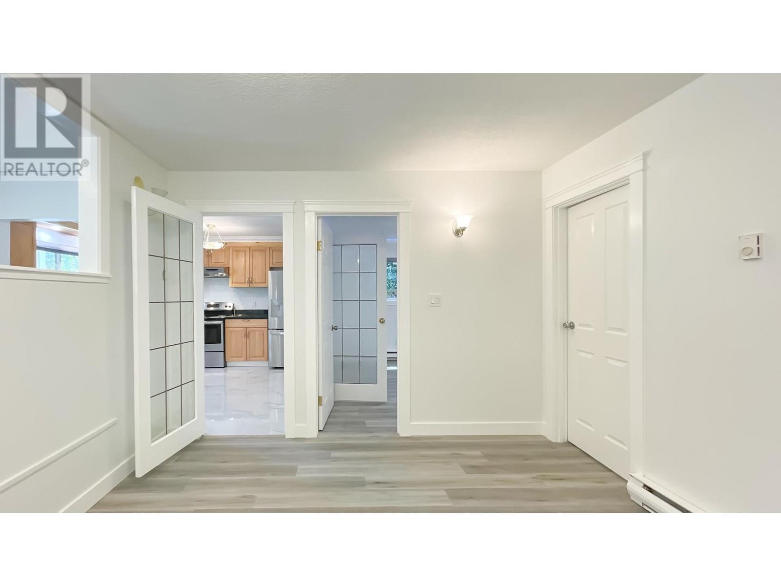 405 Dartmoor Drive, Coquitlam, British Columbia  V3K 5V3 - Photo 13 - R2980824