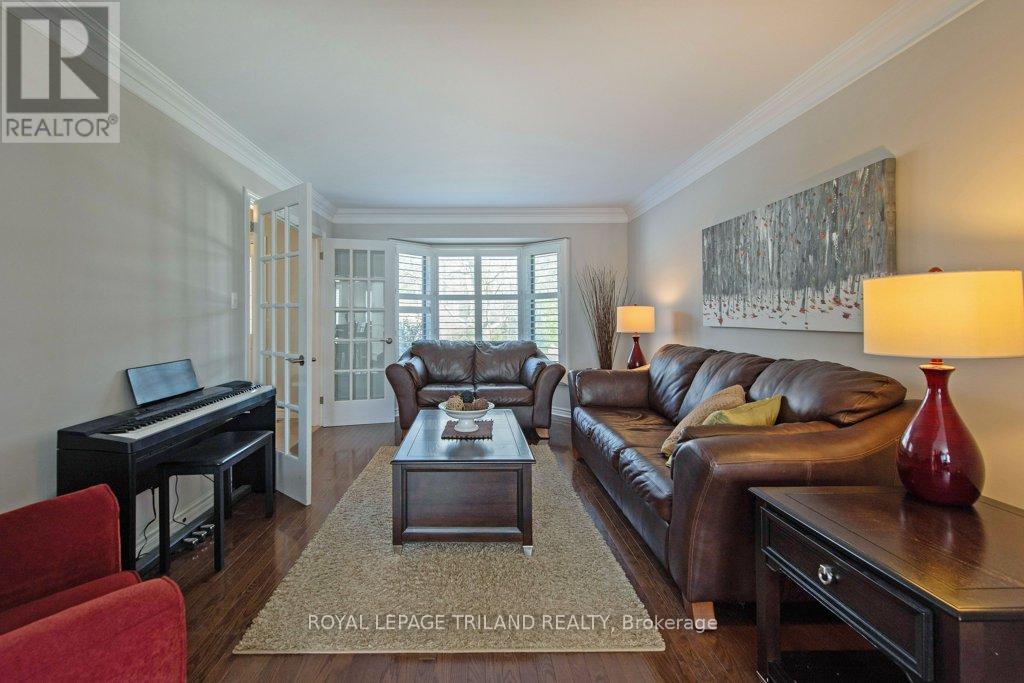 Photo 20 of 45 for 46 Camrose Court