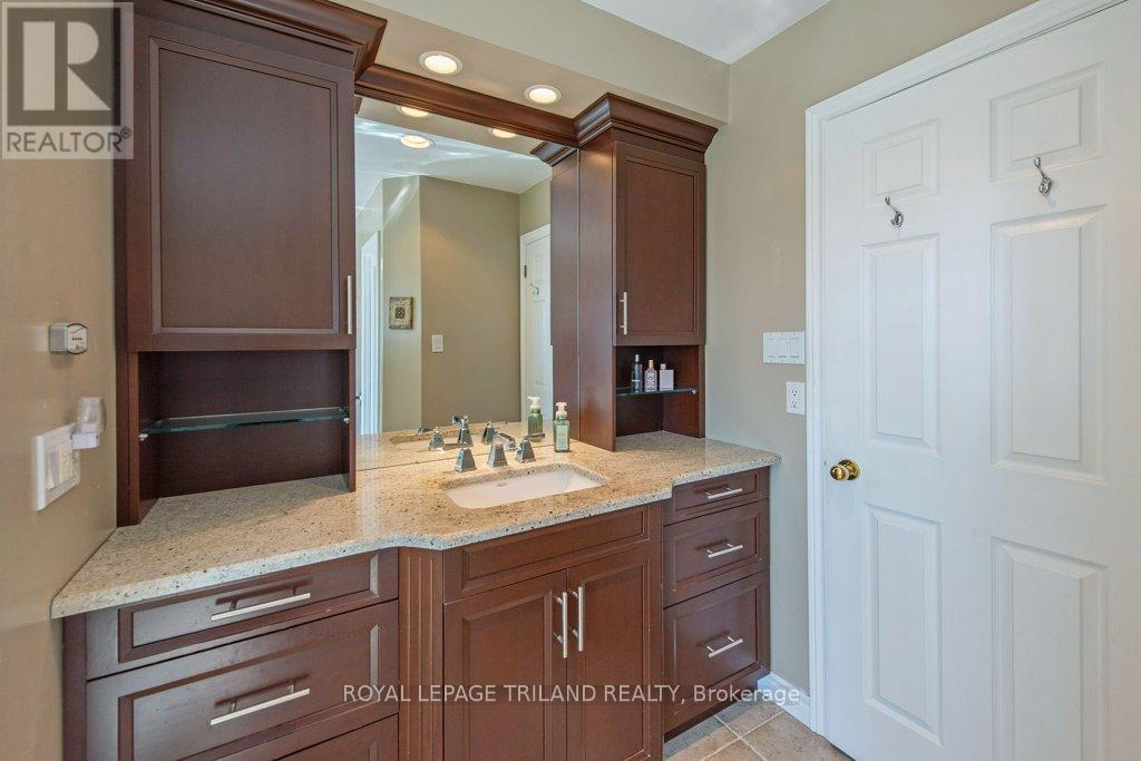 Photo 28 of 45 for 46 Camrose Court