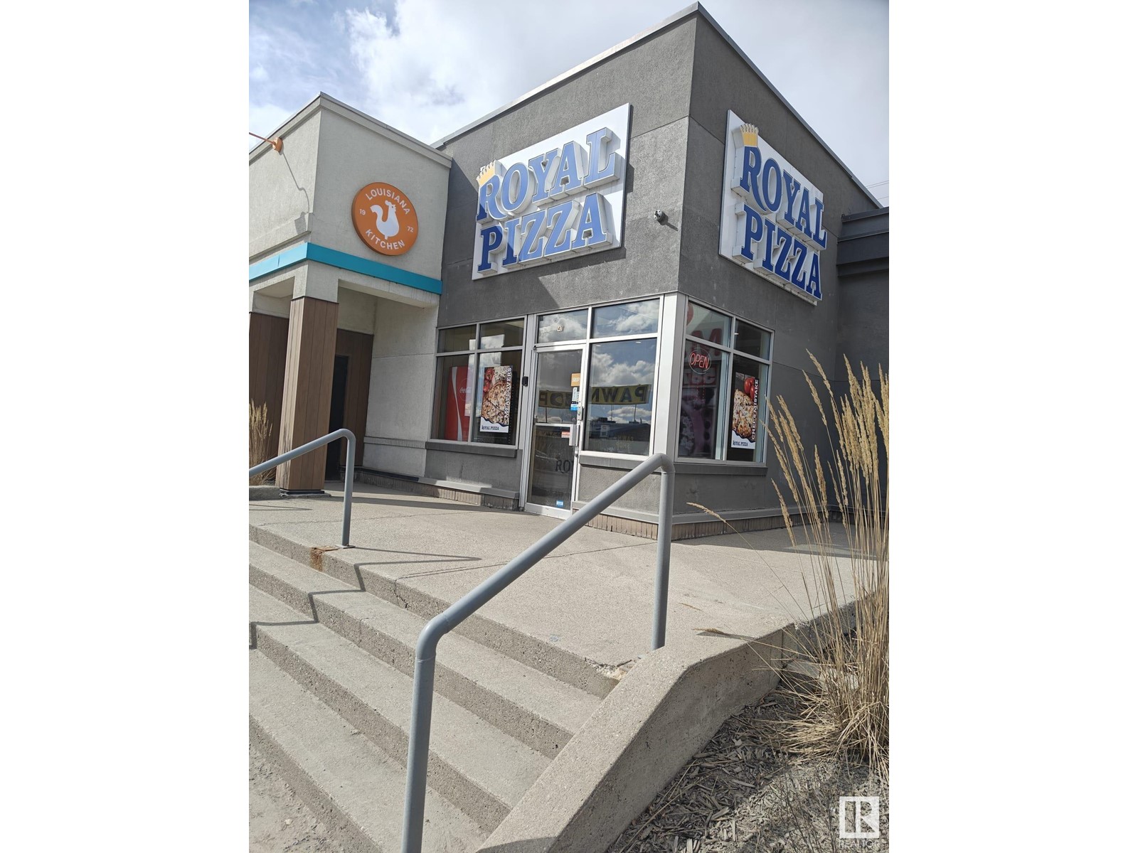 4045 Macleod TR SE, calgary, Alberta
