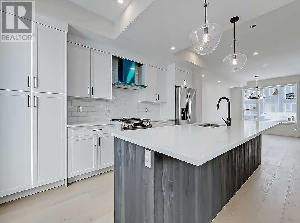 4707 81 Street Nw, Calgary, Alberta  T3B 1Y5 - Photo 8 - A2194916