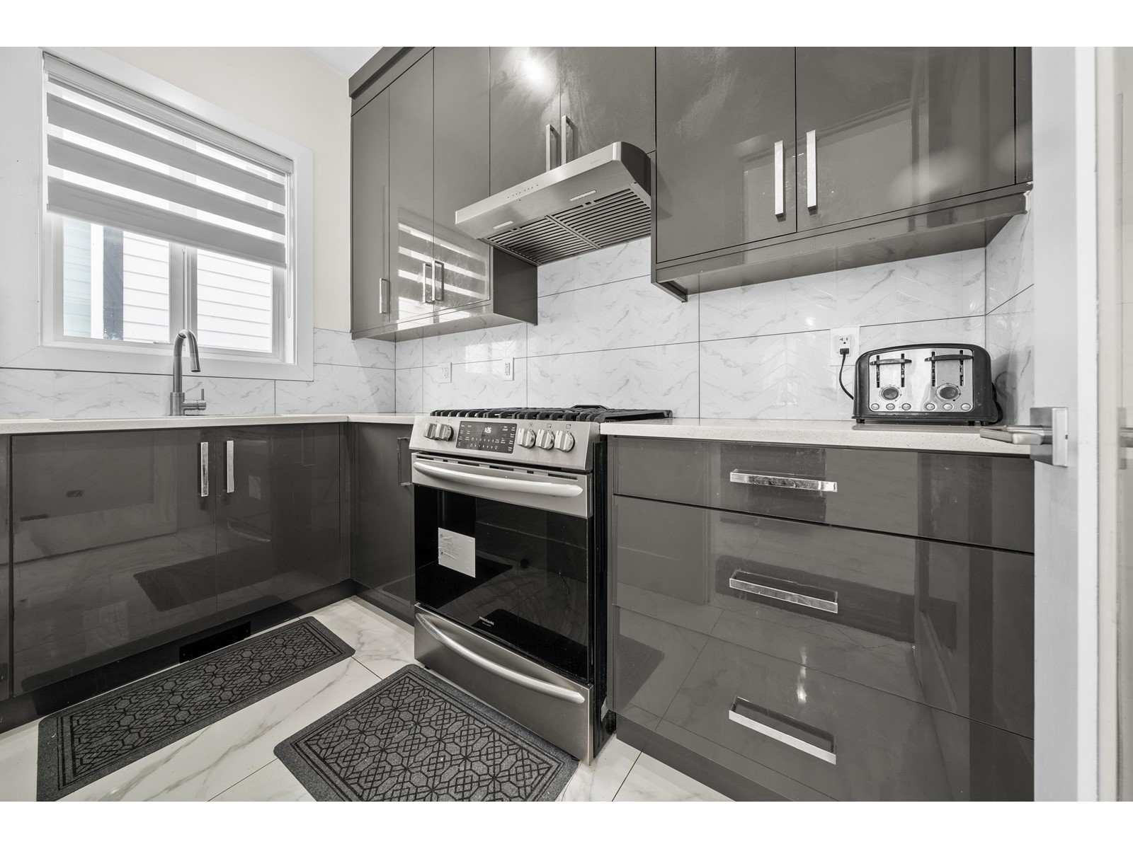 6021 128a Street, Surrey, British Columbia  V3X 2L3 - Photo 22 - R2972275