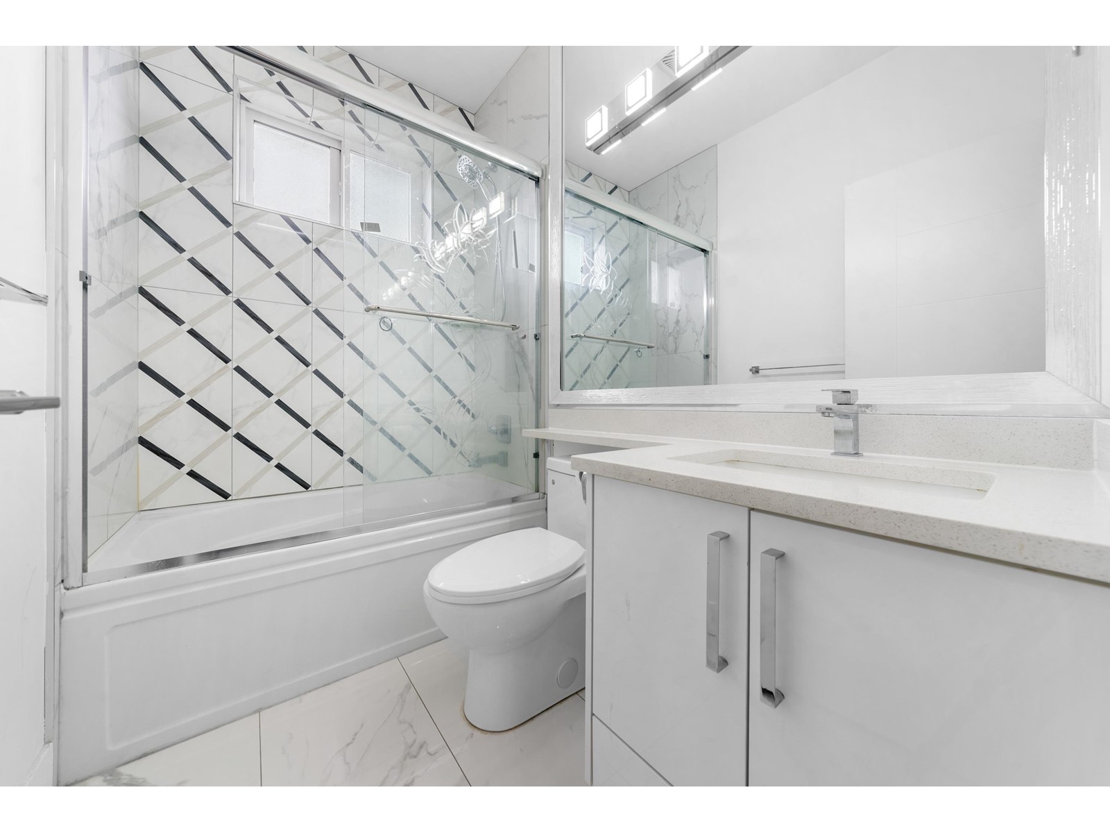 6021 128a Street, Surrey, British Columbia  V3X 2L3 - Photo 34 - R2972275