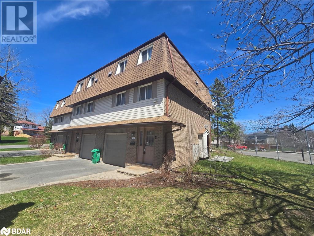 30 Champlain Crescent Unit# 24, Peterborough, Ontario  K9L 1T1 - Photo 1 - 40709250