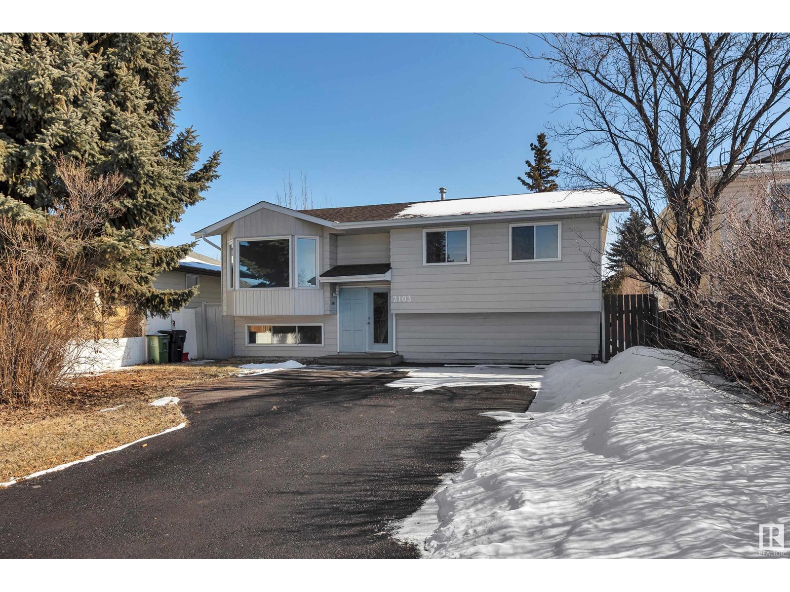 Property at 2103 45 ST NW NW image 1
