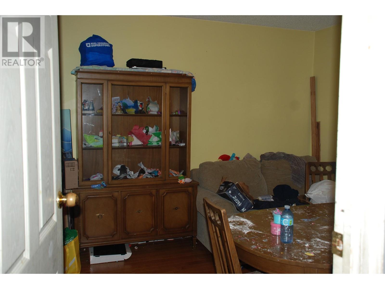 Property at 19753 WILDCREST AVENUE image 2