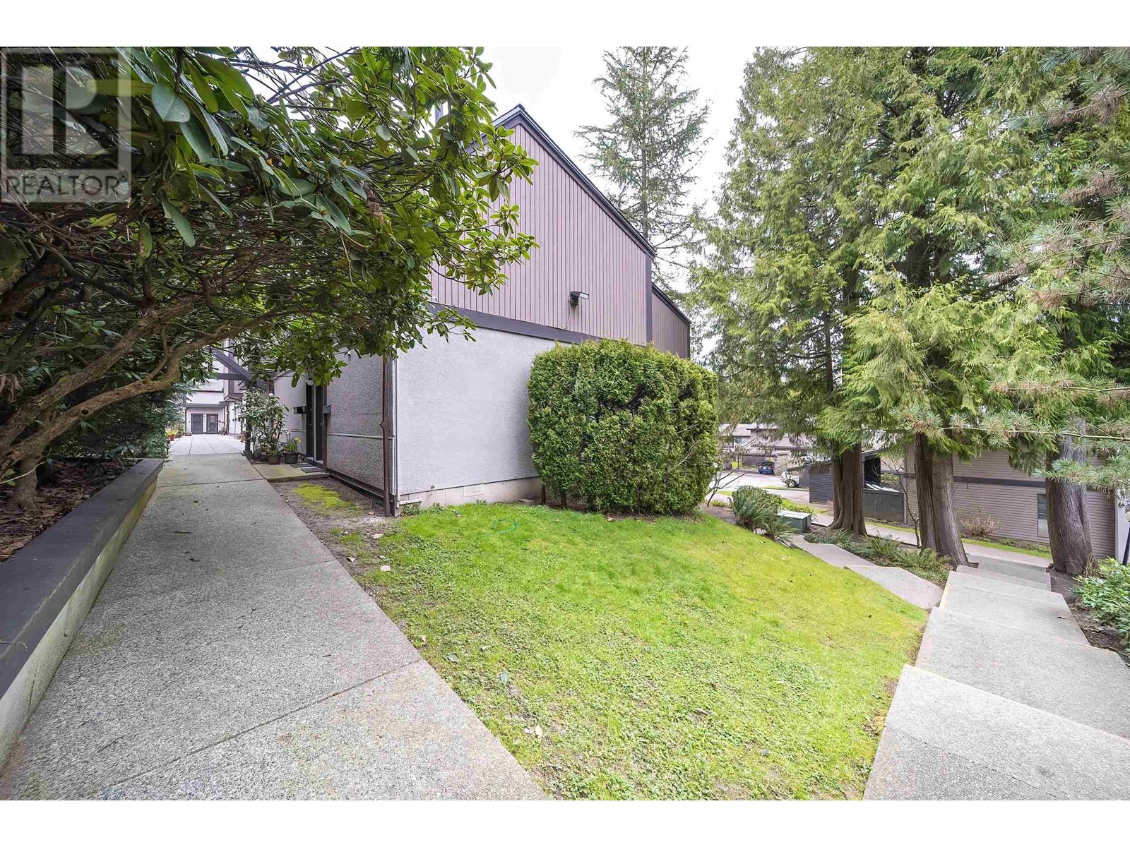 2975 Argo Place, Burnaby, British Columbia  V3J 7G2 - Photo 5 - R2980862